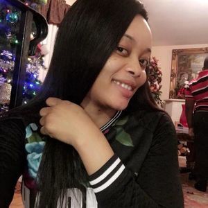 Meet your Posher, Ismonique